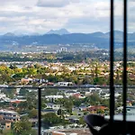 Sierra Grand Broadbeach - Self Contained & Privately Managed Apartments