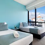 Sierra Grand Broadbeach - Self Contained & Privately Managed Apartments