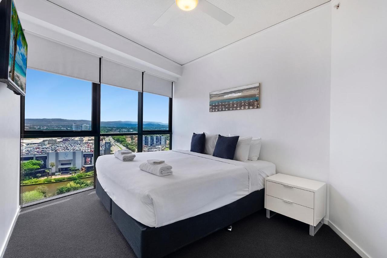 Sierra Grand Broadbeach - Self Contained & Privately Managed