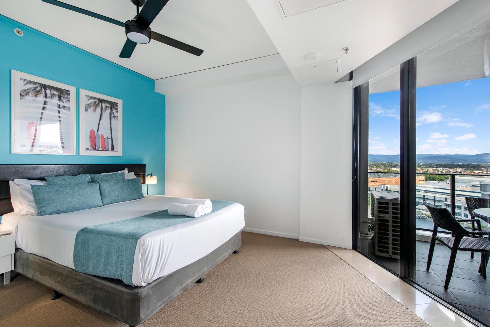 Sierra Grand Broadbeach - Self Contained & Privately Managed Apartment