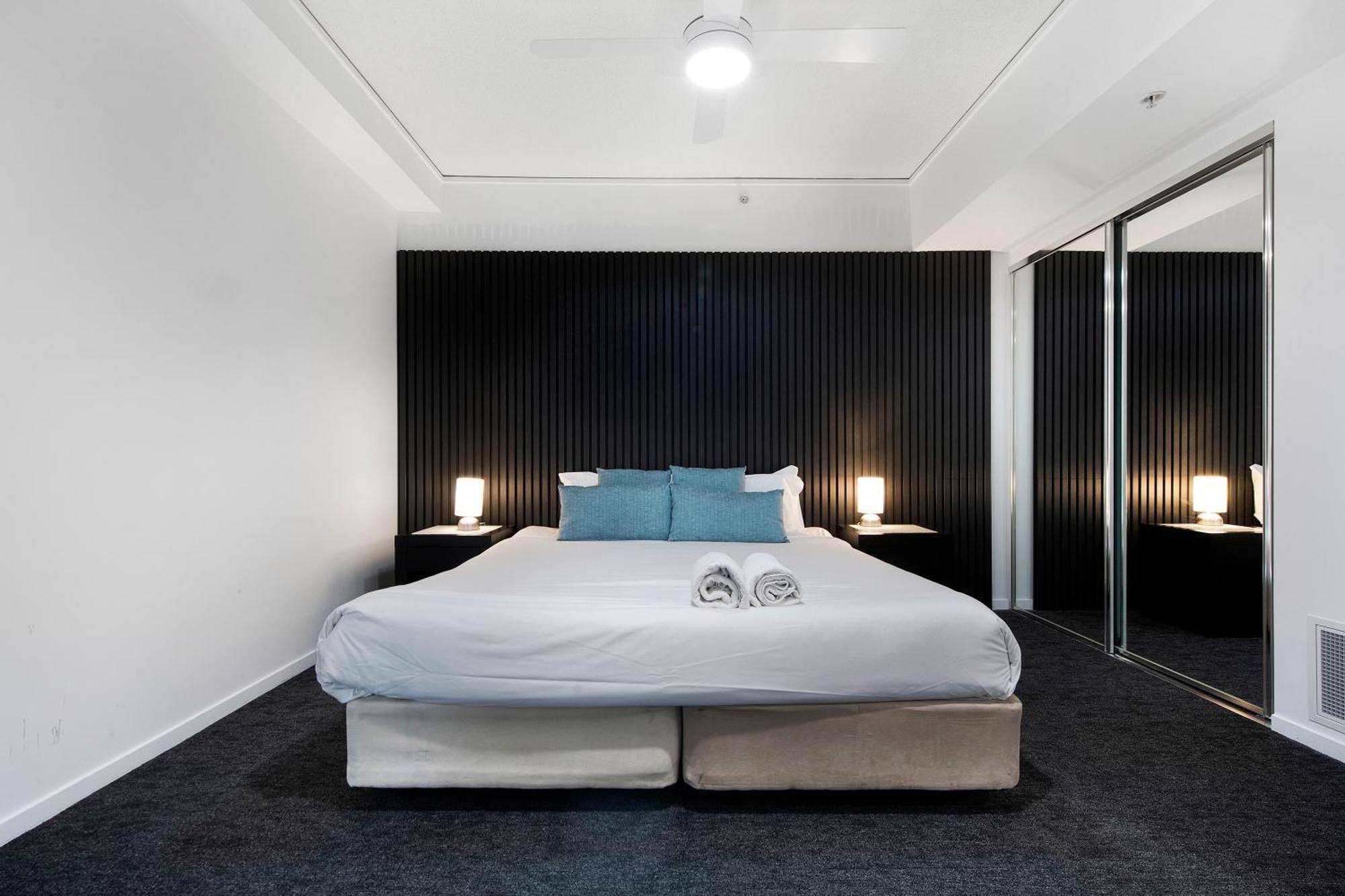 Sierra Grand Broadbeach - Self Contained & Privately Managed
