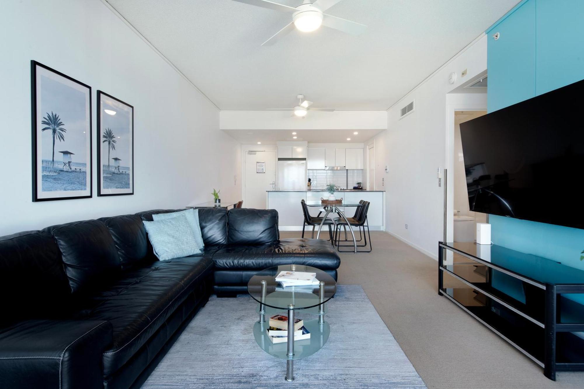 Apartment Sierra Grand Broadbeach - Self Contained & Privately Managed
