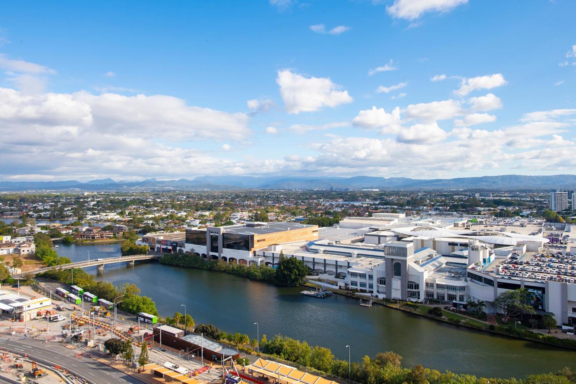 Sierra Grand Broadbeach - Self Contained & Privately Managed *