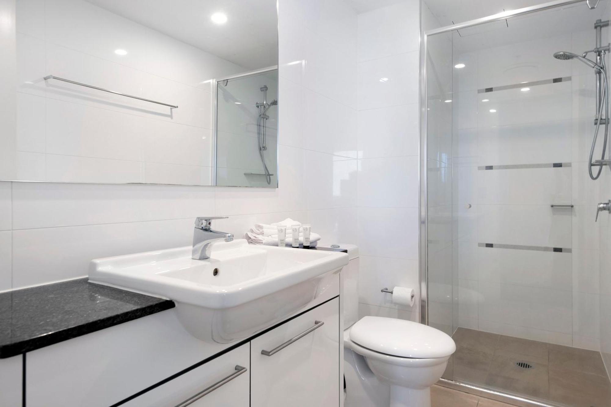 Apartment Sierra Grand Broadbeach - Self Contained & Privately Managed